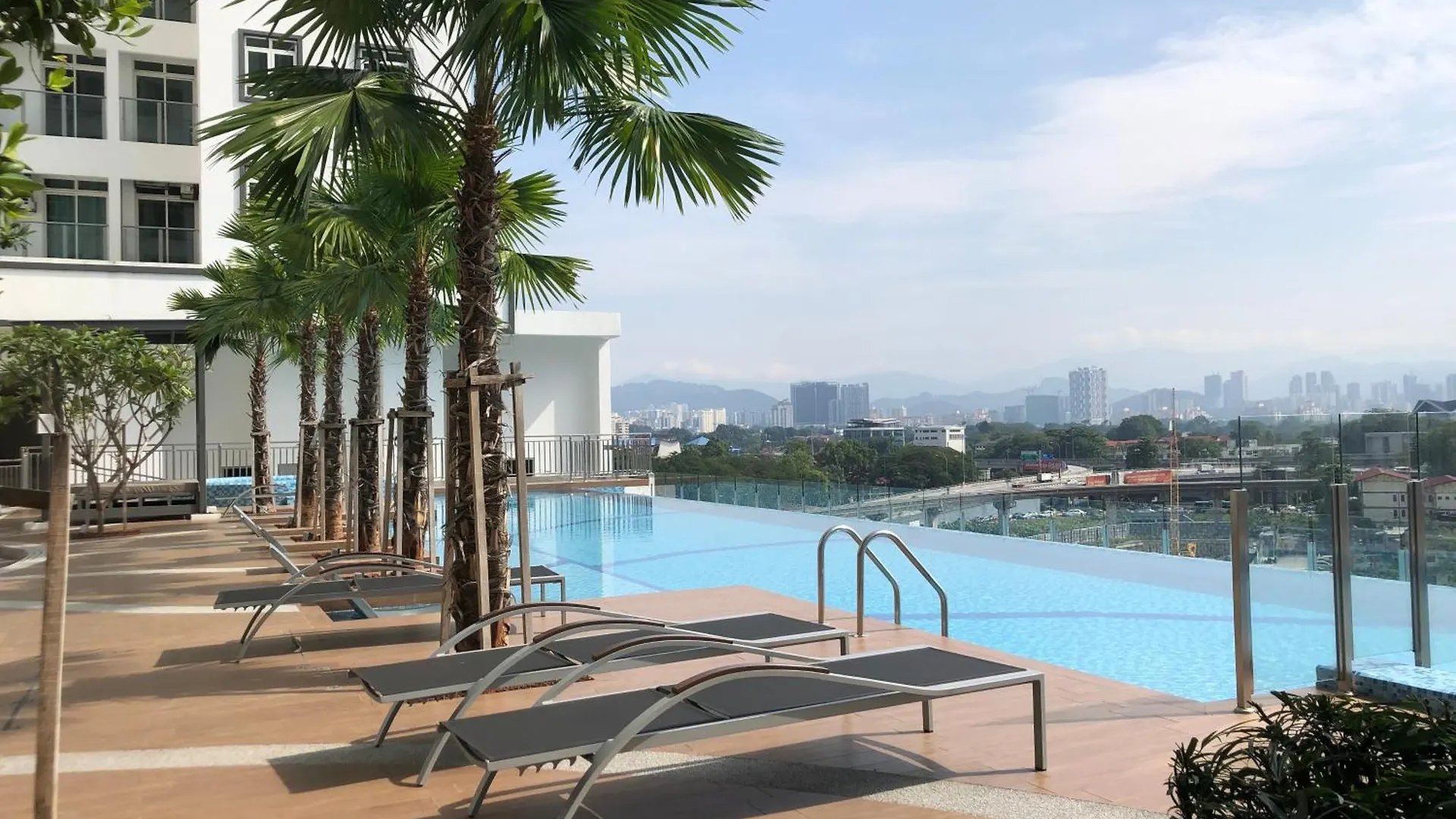 Apartment Tr Residence 3R2B Serviced Apt 5-6Pax Hkl,Ijn,Pwtc Kl Kuala Lumpur Malaysia