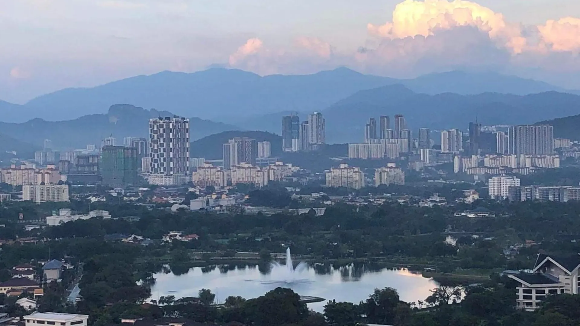 Apartment Tr Residence 3R2B Serviced Apt 5-6Pax Hkl,Ijn,Pwtc Kl Kuala Lumpur
